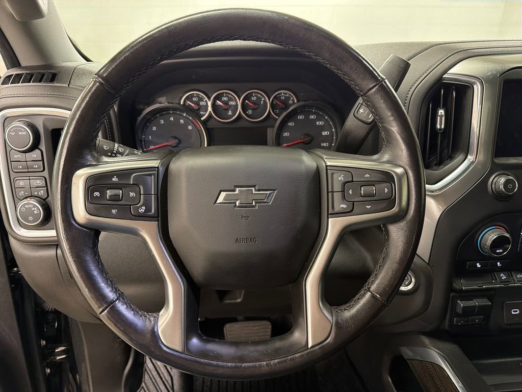 Used 2021 Chevrolet Silverado 1500 LT Trail Boss w/ Bed Protection Package AWD/4WD image 18