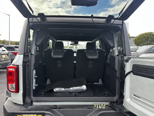 Certified 2023 Ford Bronco Big Bend w/ Sasquatch Package AWD/4WD image 36
