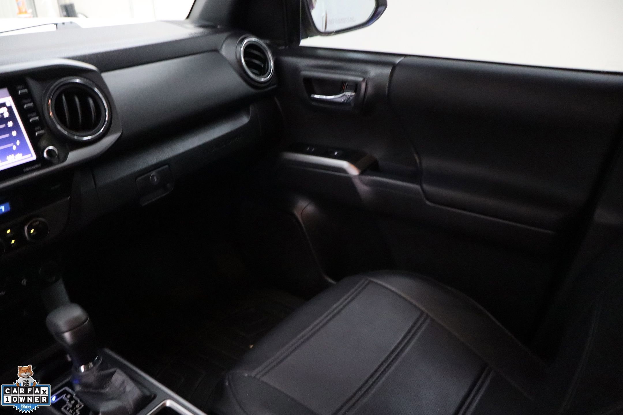 Used 2023 Toyota Tacoma TRD Off-Road w/ Technology Package image 29