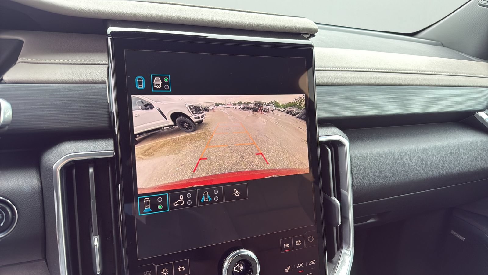 Used 2026 GMC Acadia Elevation w/ Elevation Premium Package FWD image 19