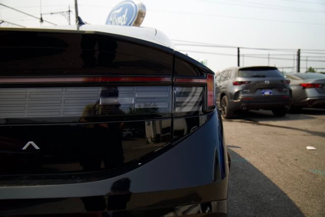 Used 2025 Hyundai Sonata SEL FWD image 10