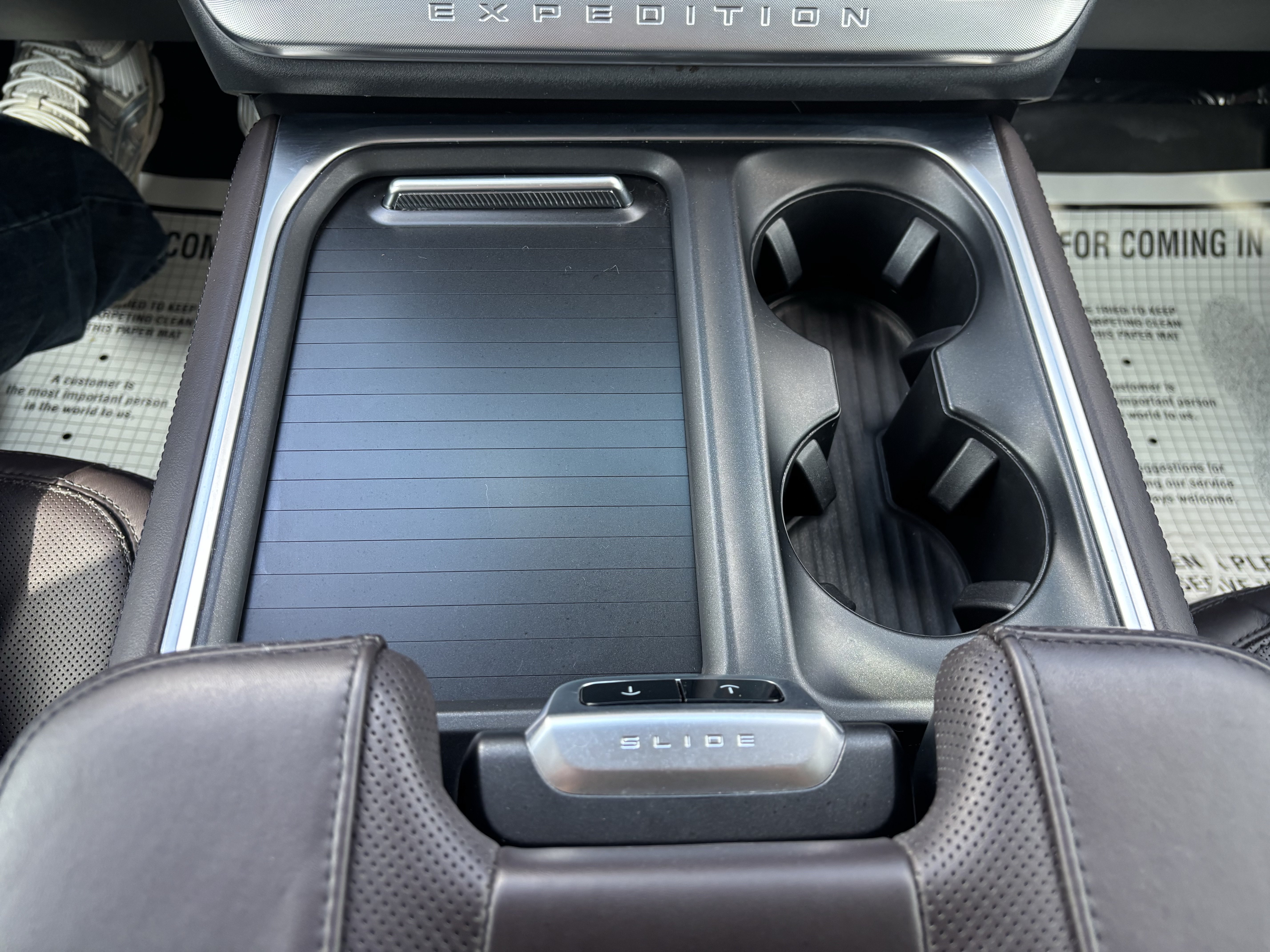 Certified 2025 Ford Expedition Max Platinum w/ Platinum Ultimate Package AWD/4WD image 35