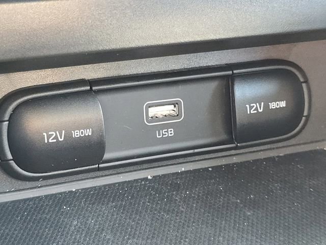 Used 2024 Kia Soul LX w/ Option Group 015 FWD image 11