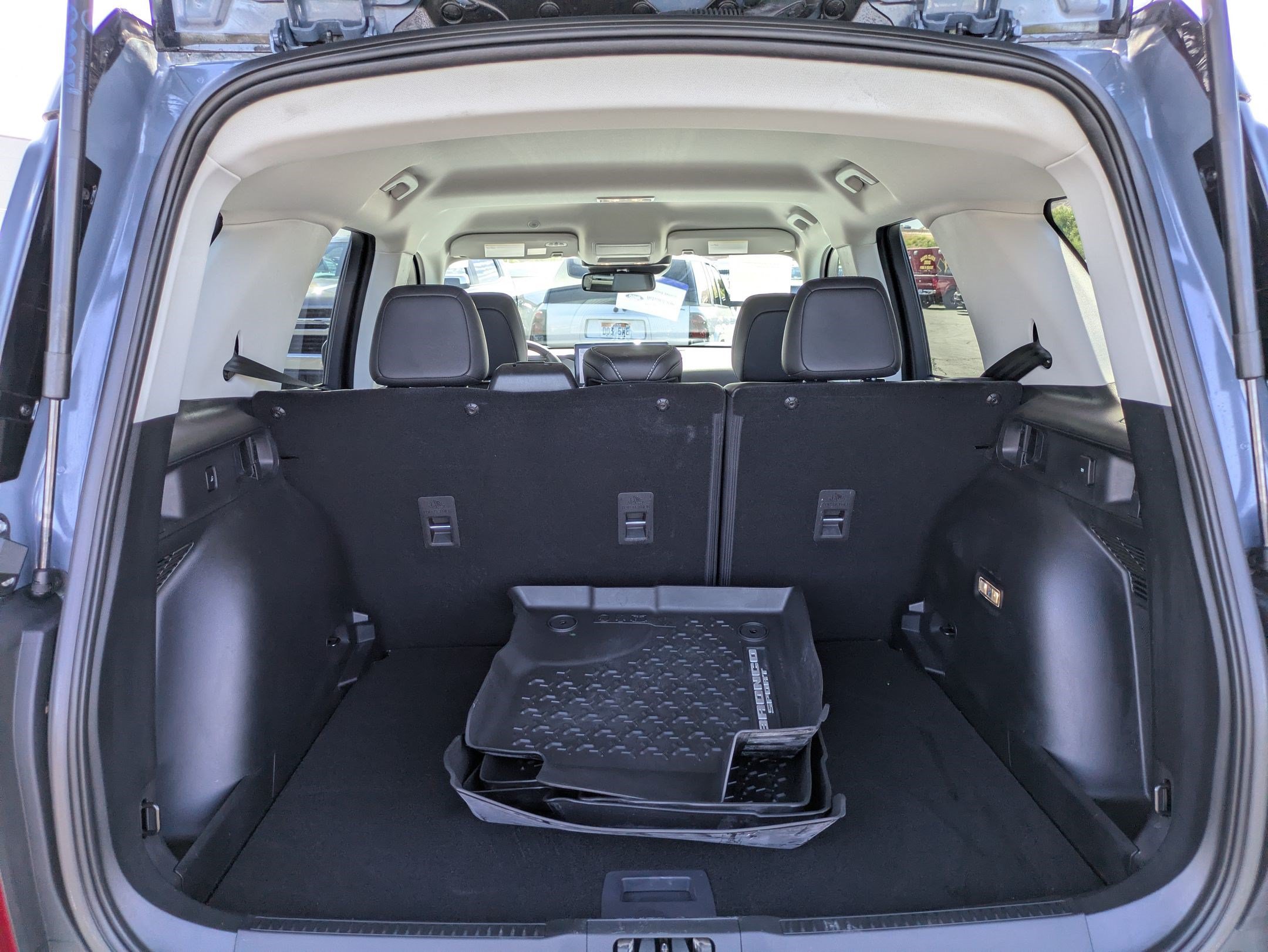 Certified 2025 Ford Bronco Sport Outer Banks w/ Outer Banks Tech Package+ AWD/4WD image 31