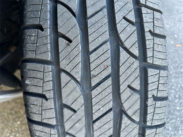 Certified 2021 Ford Explorer XLT w/ Equipment Group 202A image 11