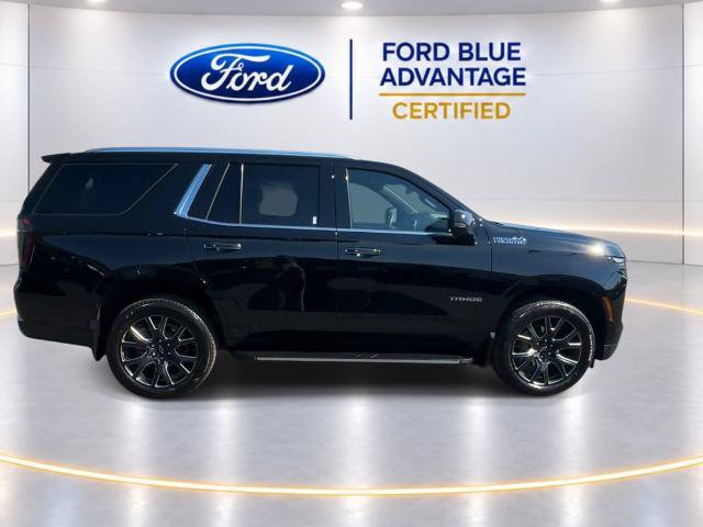 Used 2025 Chevrolet Tahoe High Country AWD/4WD image 10