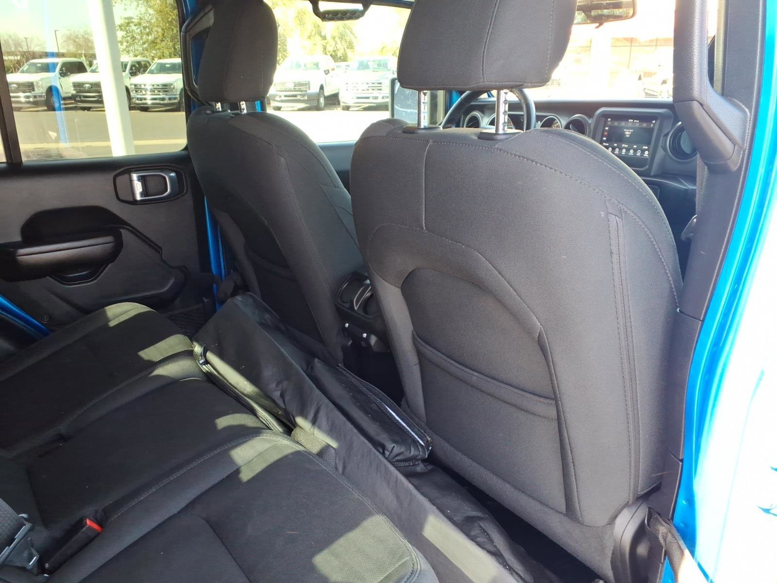 Used 2021 Jeep Gladiator Sport image 13