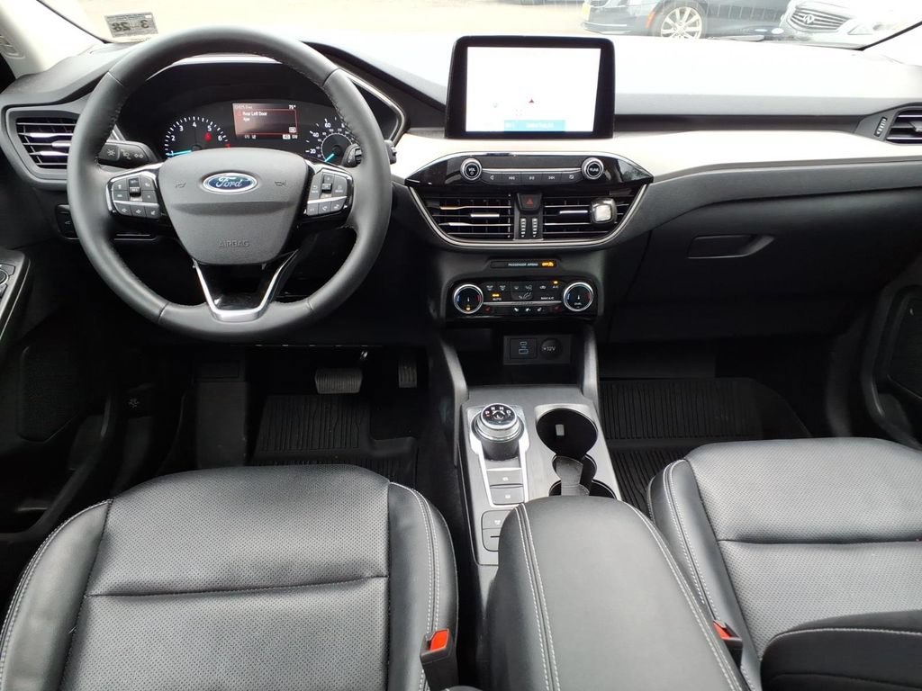 Certified 2022 Ford Escape SEL AWD/4WD image 6