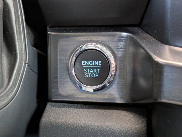 Certified 2025 Ford F250 Lariat image 30