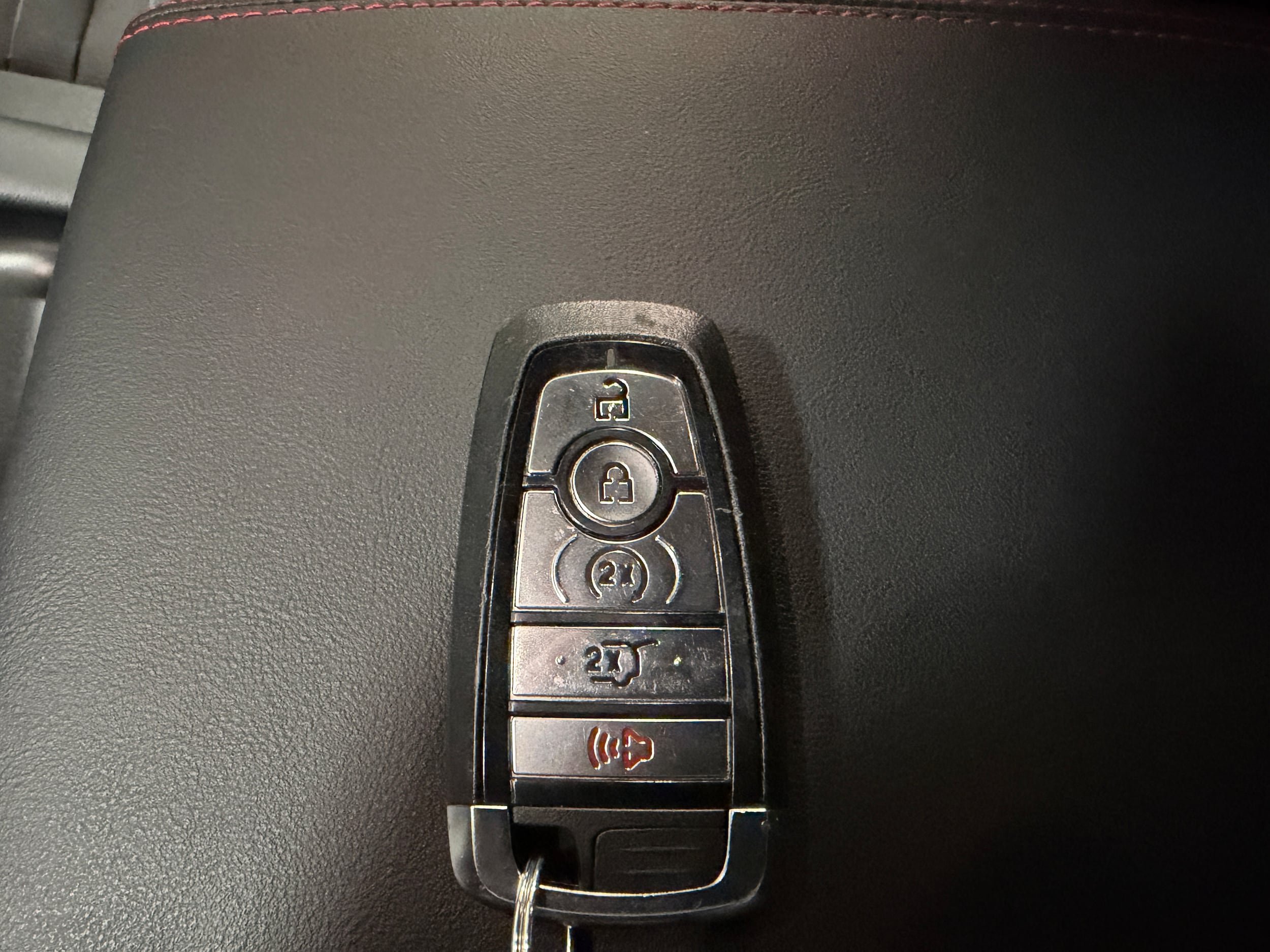 Certified 2025 Ford Explorer ST-Line AWD/4WD image 35