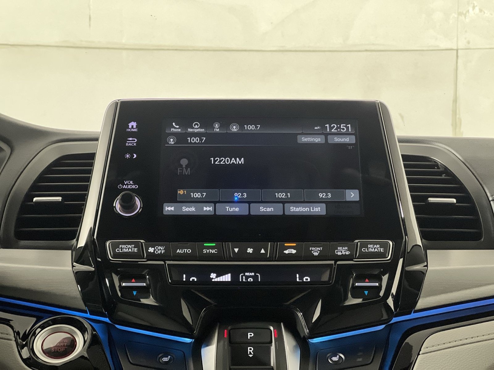 Used 2023 Honda Odyssey Touring image 18