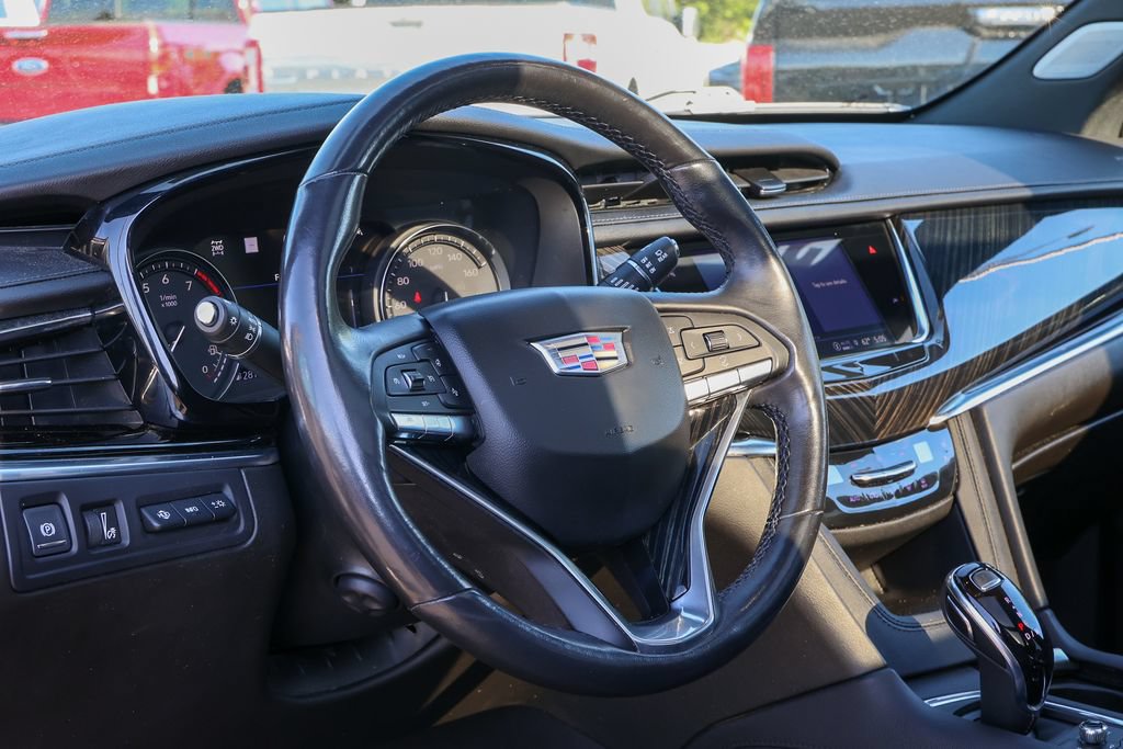 Used 2021 Cadillac XT6 Premium Luxury AWD/4WD image 15