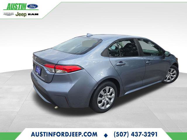 Used 2022 Toyota Corolla LE image 4