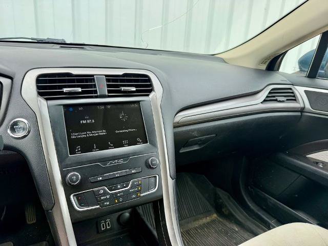Certified 2019 Ford Fusion SE w/ Equipment Group 151A FWD image 16
