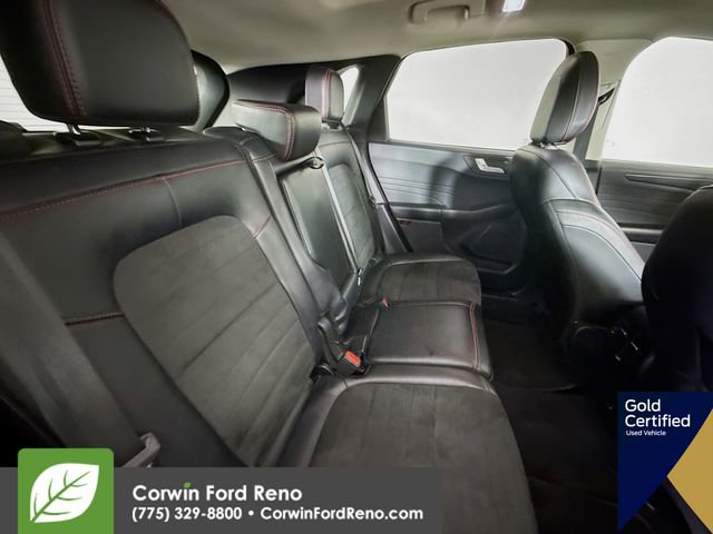Certified 2022 Ford Escape SEL w/ SEL Stealth AWD Package image 32