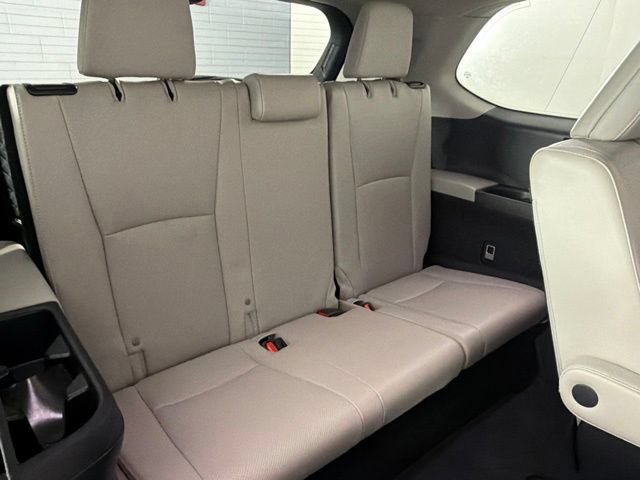 Used 2024 Toyota Grand Highlander AWD image 33