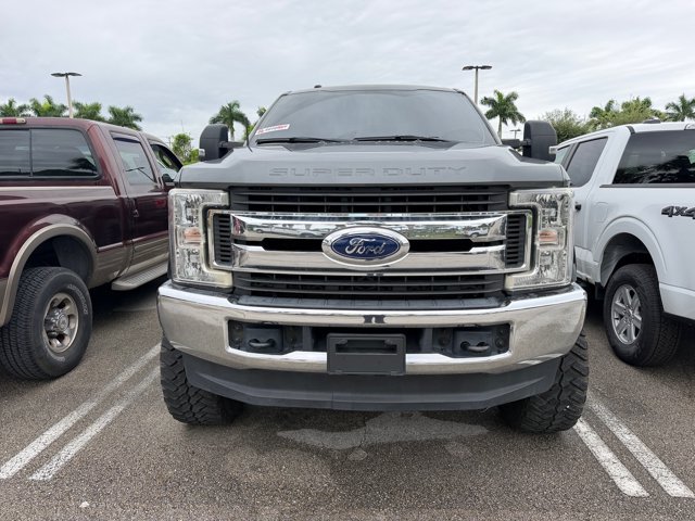 Certified 2019 Ford F250 XLT AWD/4WD image 3