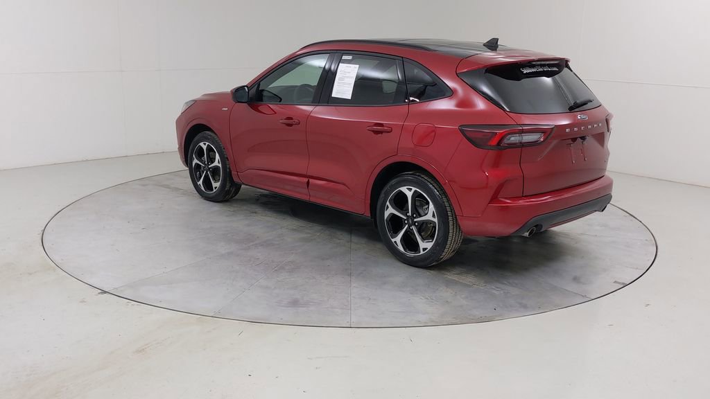 Certified 2025 Ford Escape ST-Line Elite image 17