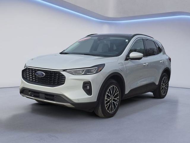 Certified 2025 Ford Escape SE w/ PHEV Premium Package FWD image 6