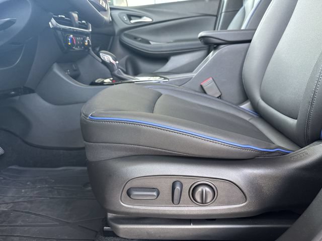 Used 2026 Buick Encore GX Sport Touring w/ Advanced Technology Package AWD/4WD image 13