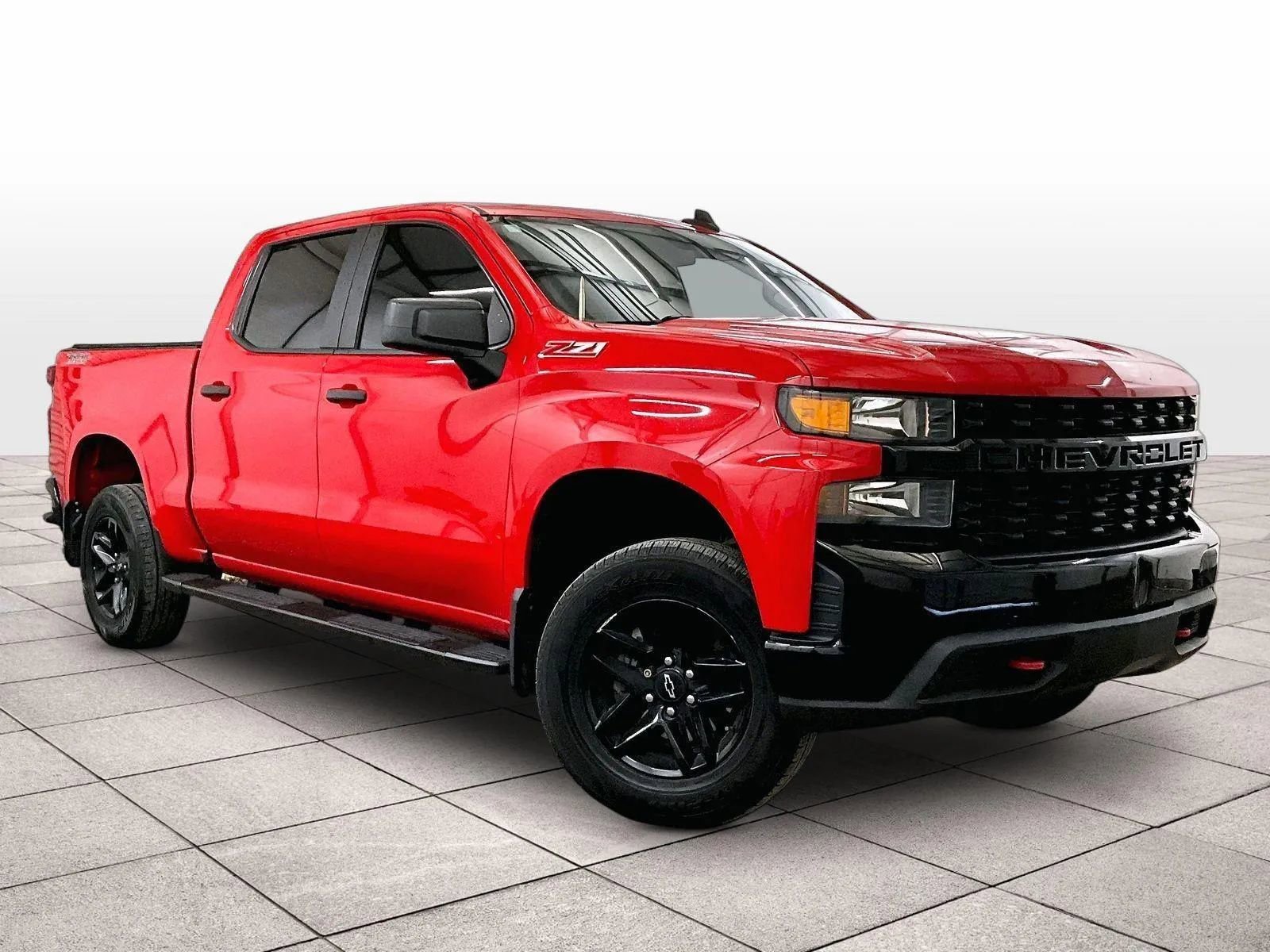 Used 2020 Chevrolet Silverado 1500 Custom Trail Boss w/ Custom Convenience Package image 2