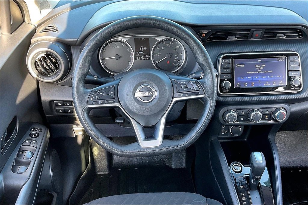 Used 2022 Nissan Kicks S image 4