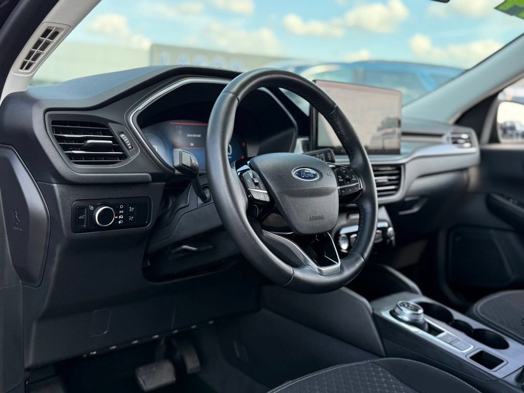 Certified 2024 Ford Escape Active w/ Tech Pack #2 AWD/4WD image 9
