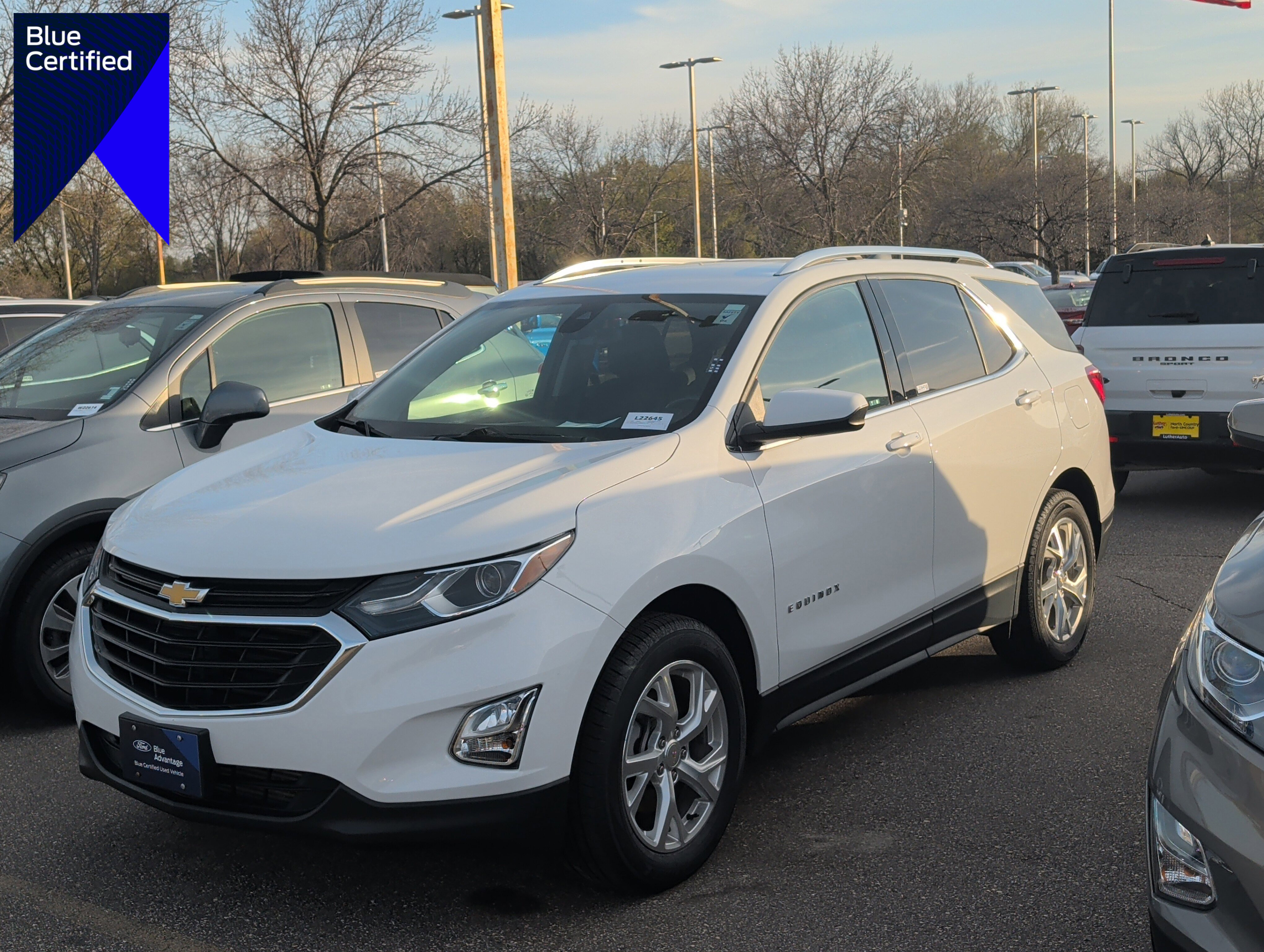 Used 2020 Chevrolet Equinox LT image 1