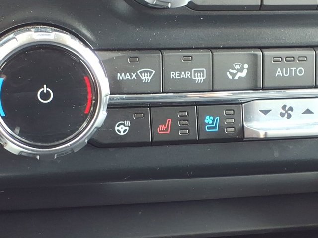 Certified 2023 Ford F350 Lariat w/ Lariat Ultimate Package AWD/4WD image 14
