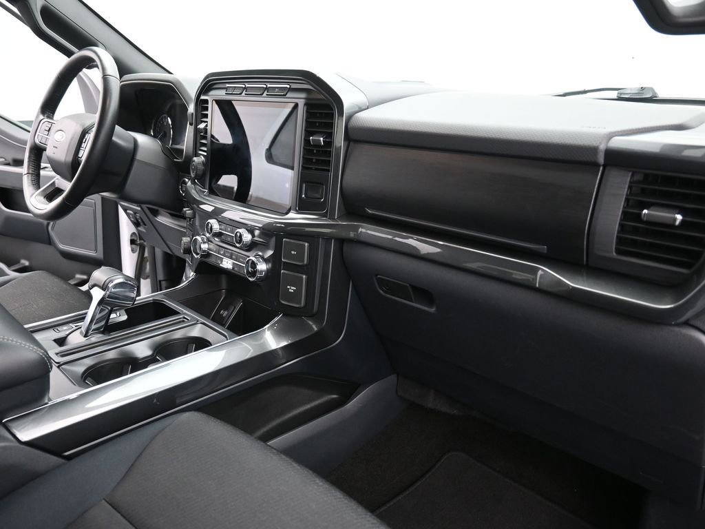 Certified 2022 Ford F150 XLT w/ Equipment Group 302A High image 24