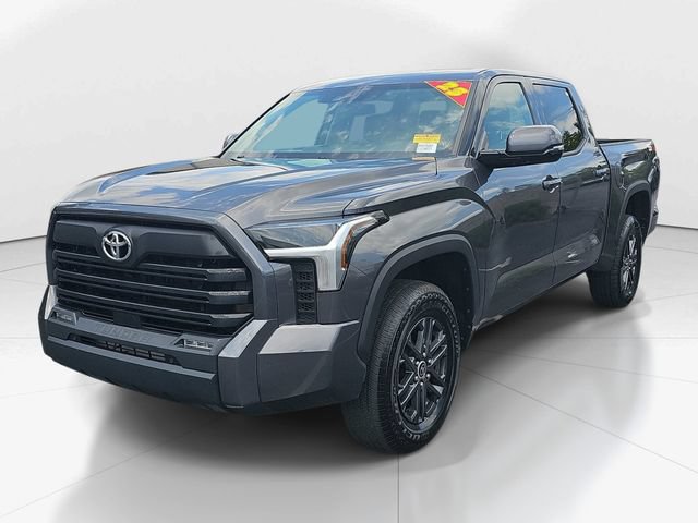 Used 2023 Toyota Tundra SR5 w/ SR5 Convenience Package AWD/4WD image 7