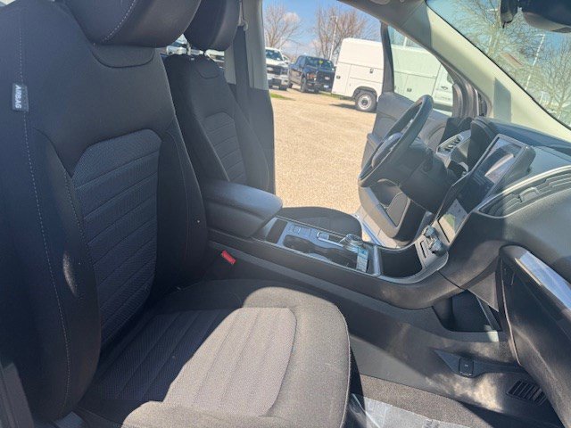 Certified 2022 Ford Edge SE image 34