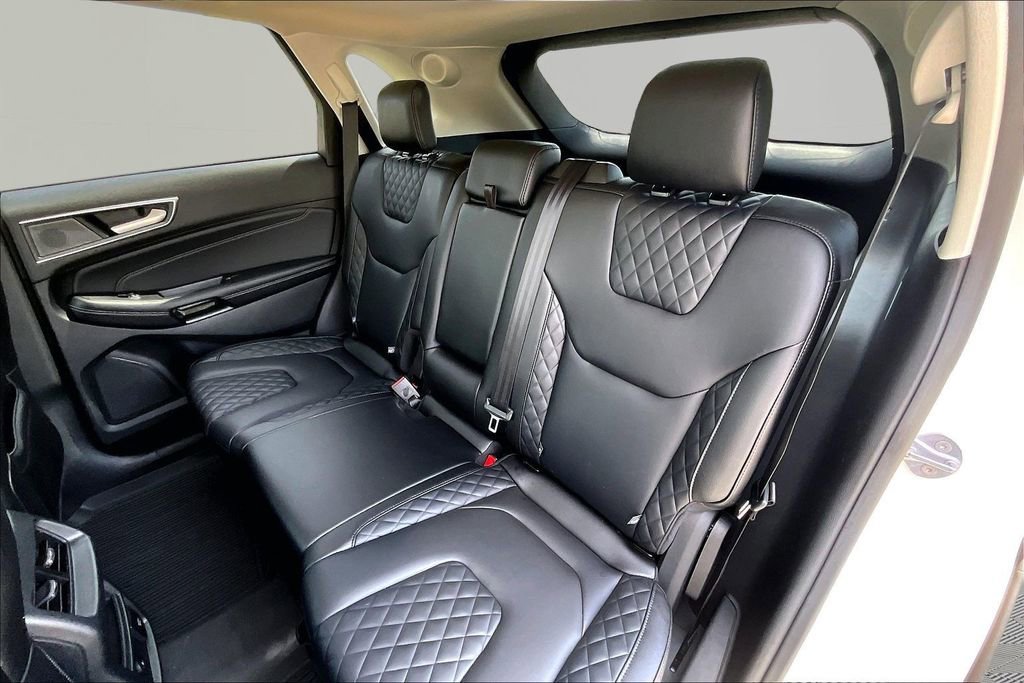 Certified 2024 Ford Edge Titanium AWD/4WD image 26