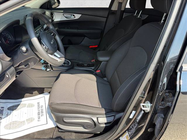 Used 2024 Kia Forte LXS FWD image 6