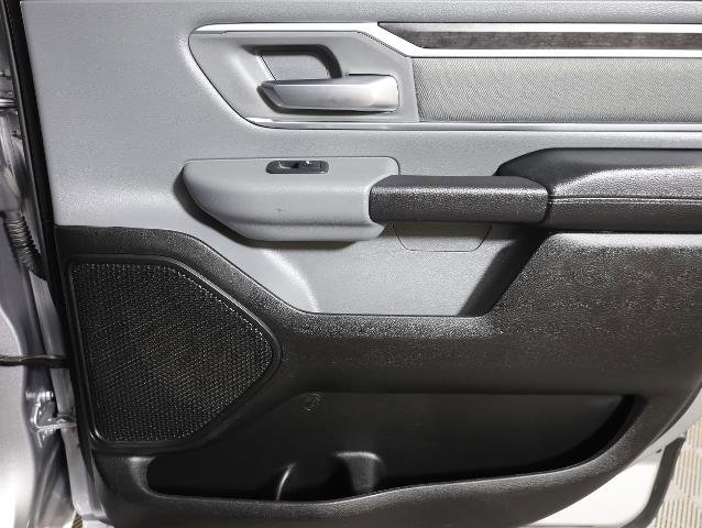 Used 2022 RAM 1500 Big Horn AWD/4WD image 35