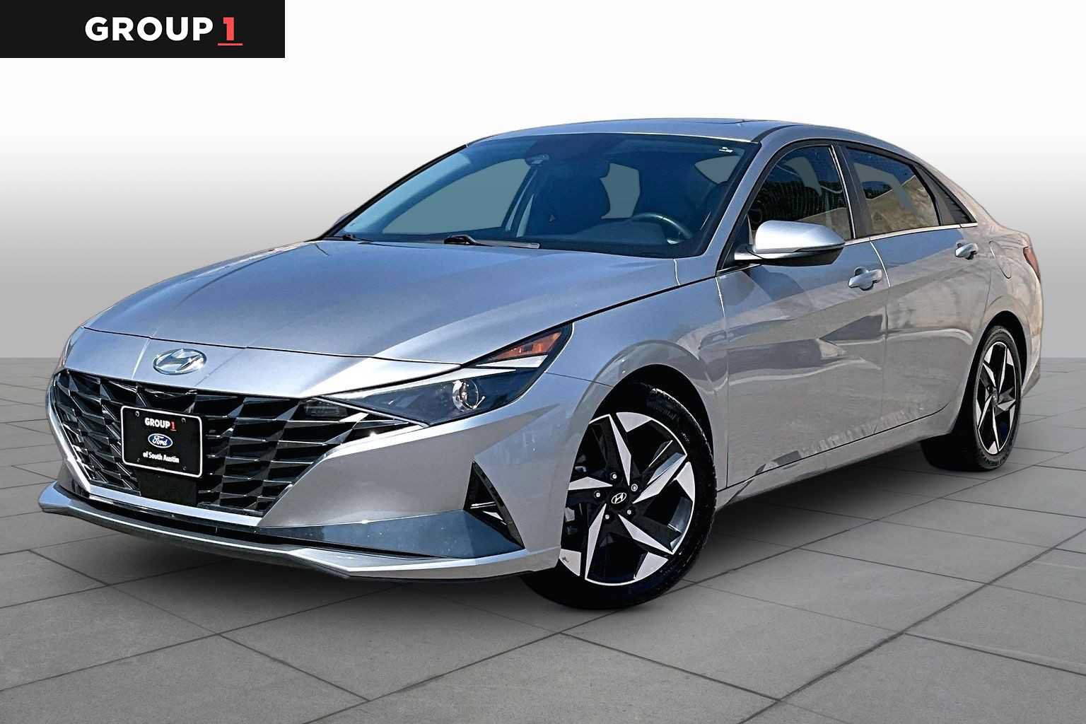 Used 2022 Hyundai Elantra SEL w/ Convenience + Premium Package