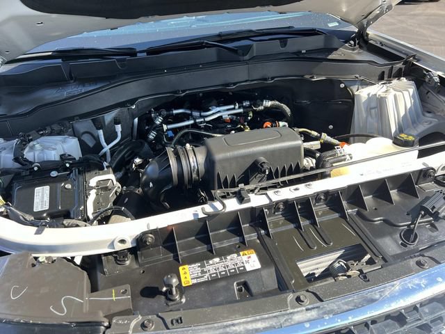 Certified 2024 Ford Explorer XLT w/ Equipment Group 202A AWD/4WD image 10