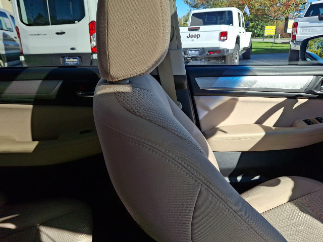Used 2018 Subaru Outback 2.5i Premium AWD/4WD image 19
