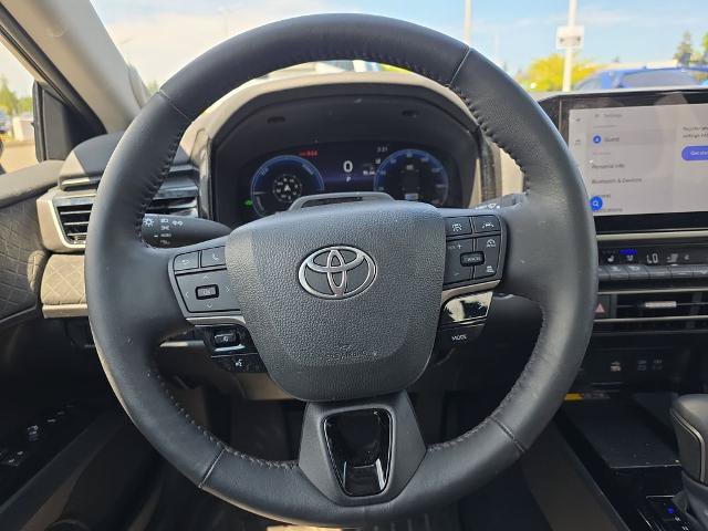 Used 2025 Toyota Camry XLE w/ Premium Plus Package AWD/4WD image 21