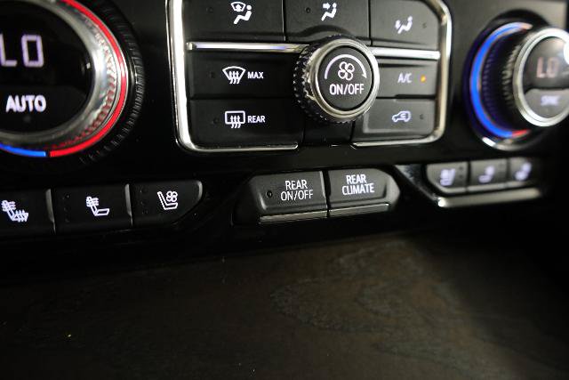 Used 2021 GMC Yukon XL Denali w/ Denali Premium Package AWD/4WD image 24