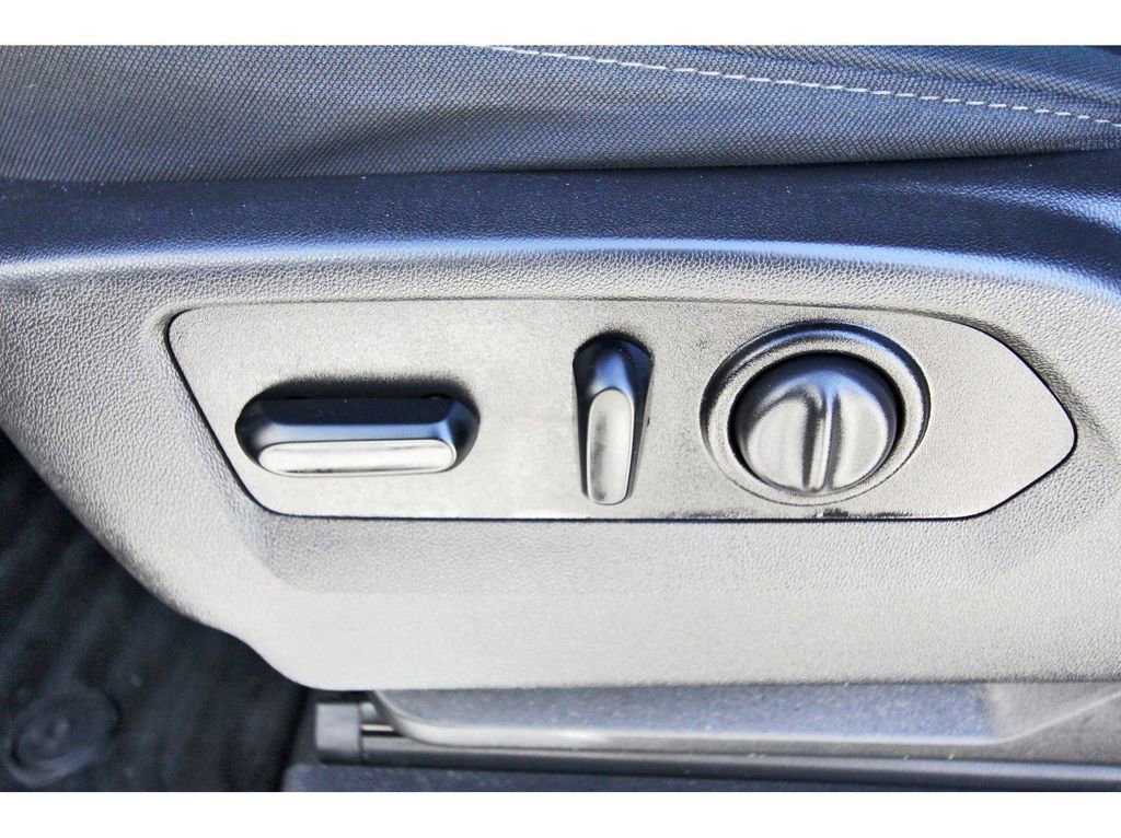 Used 2021 Chevrolet Silverado 1500 RST image 28