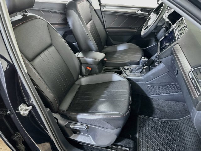 Used 2024 Volkswagen Tiguan Wolfsburg Edition AWD/4WD image 15