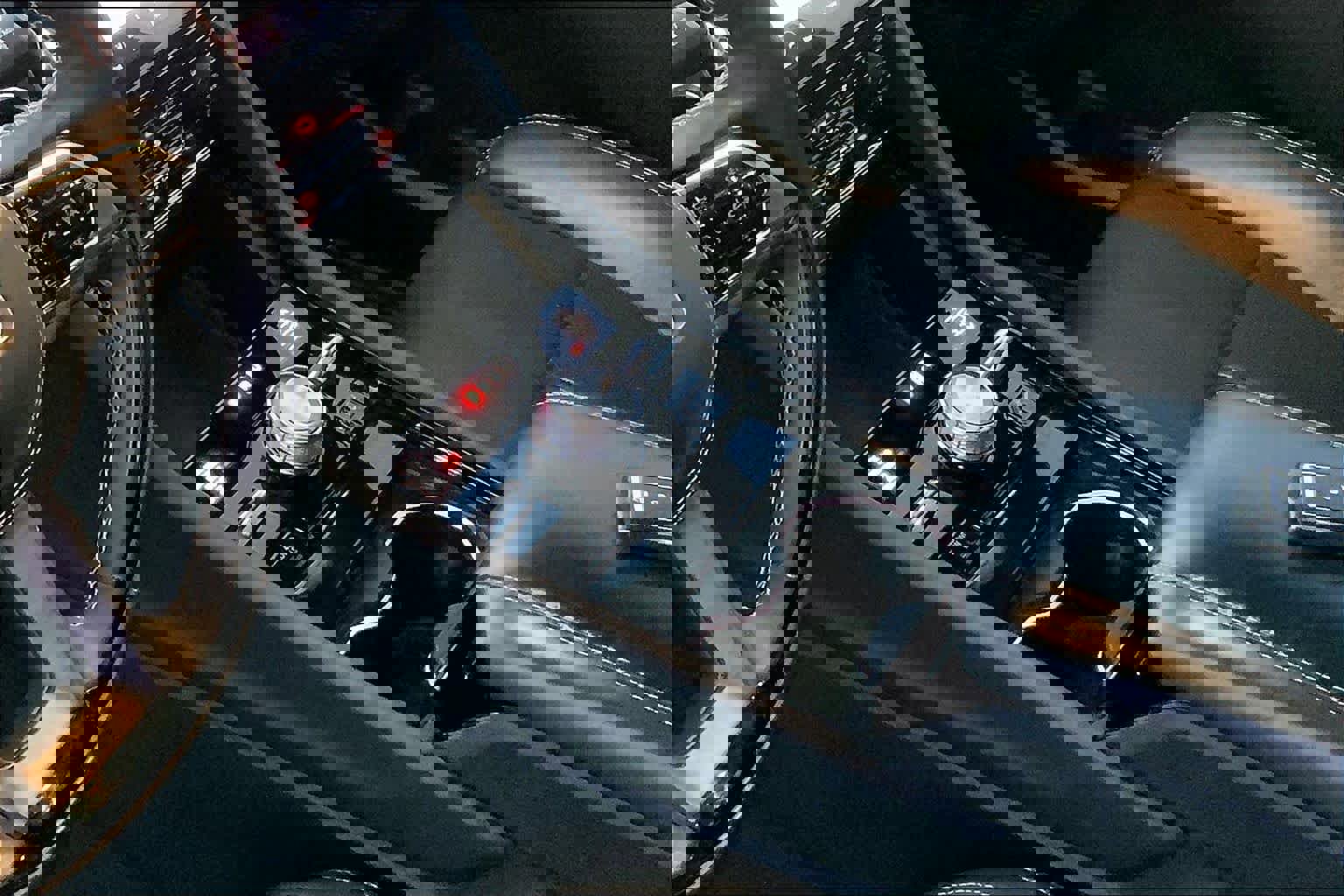 Used 2023 Jeep Grand Cherokee L Overland w/ Advanced Protech Group III image 16