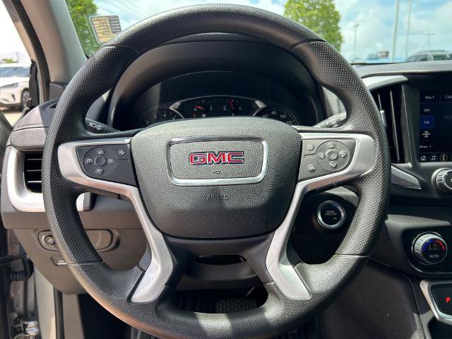 Used 2024 GMC Terrain SLE w/ Driver Convenience Package FWD image 23