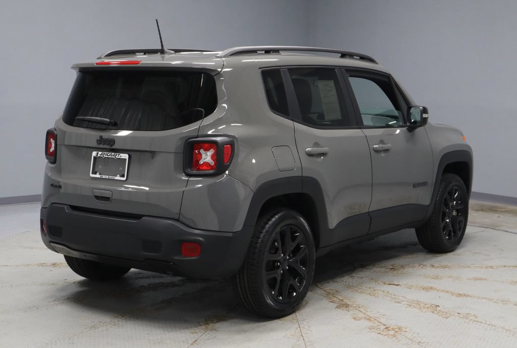 Used 2022 Jeep Renegade Altitude AWD/4WD image 11