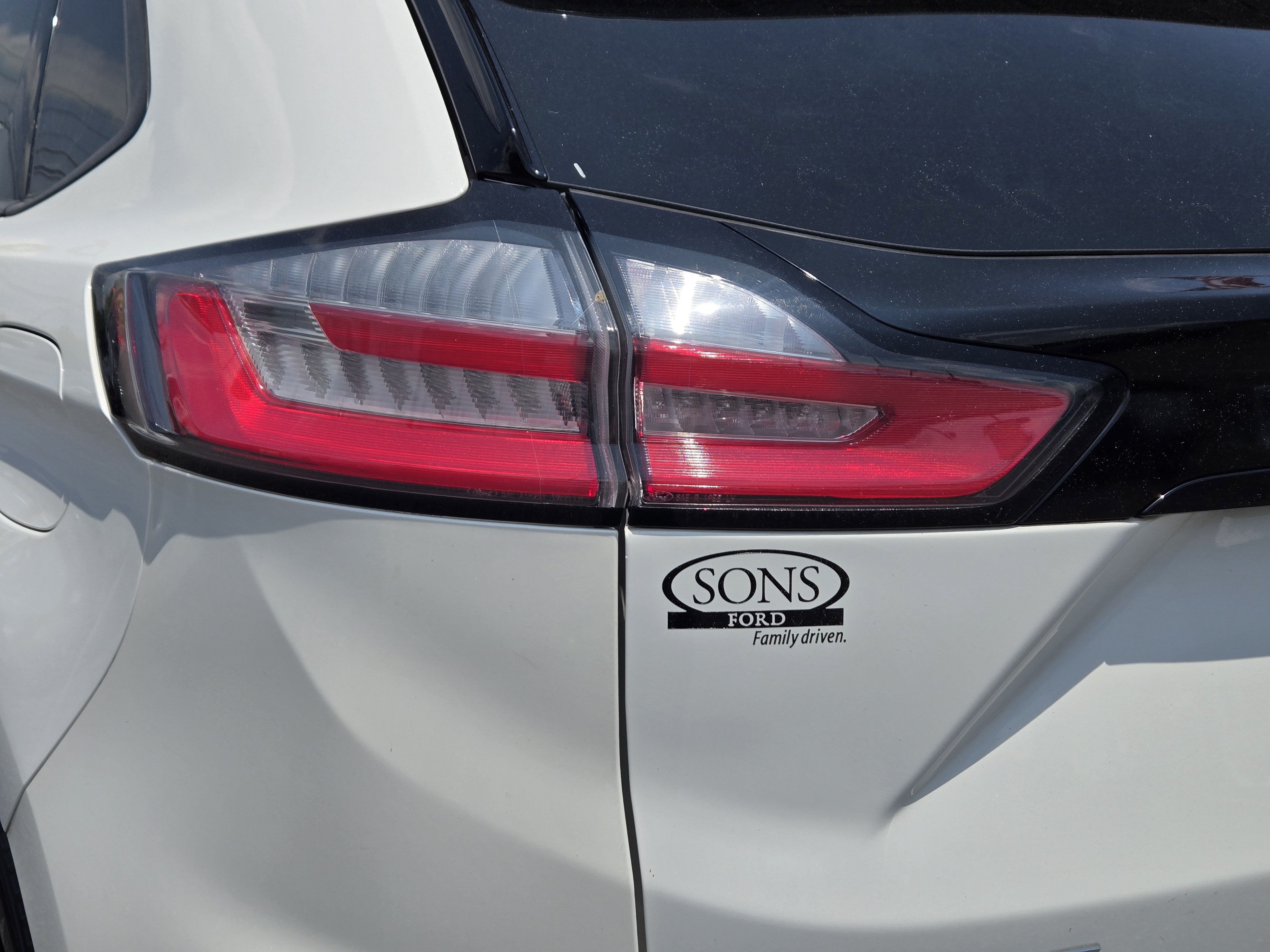 Certified 2020 Ford Edge ST-Line FWD image 10