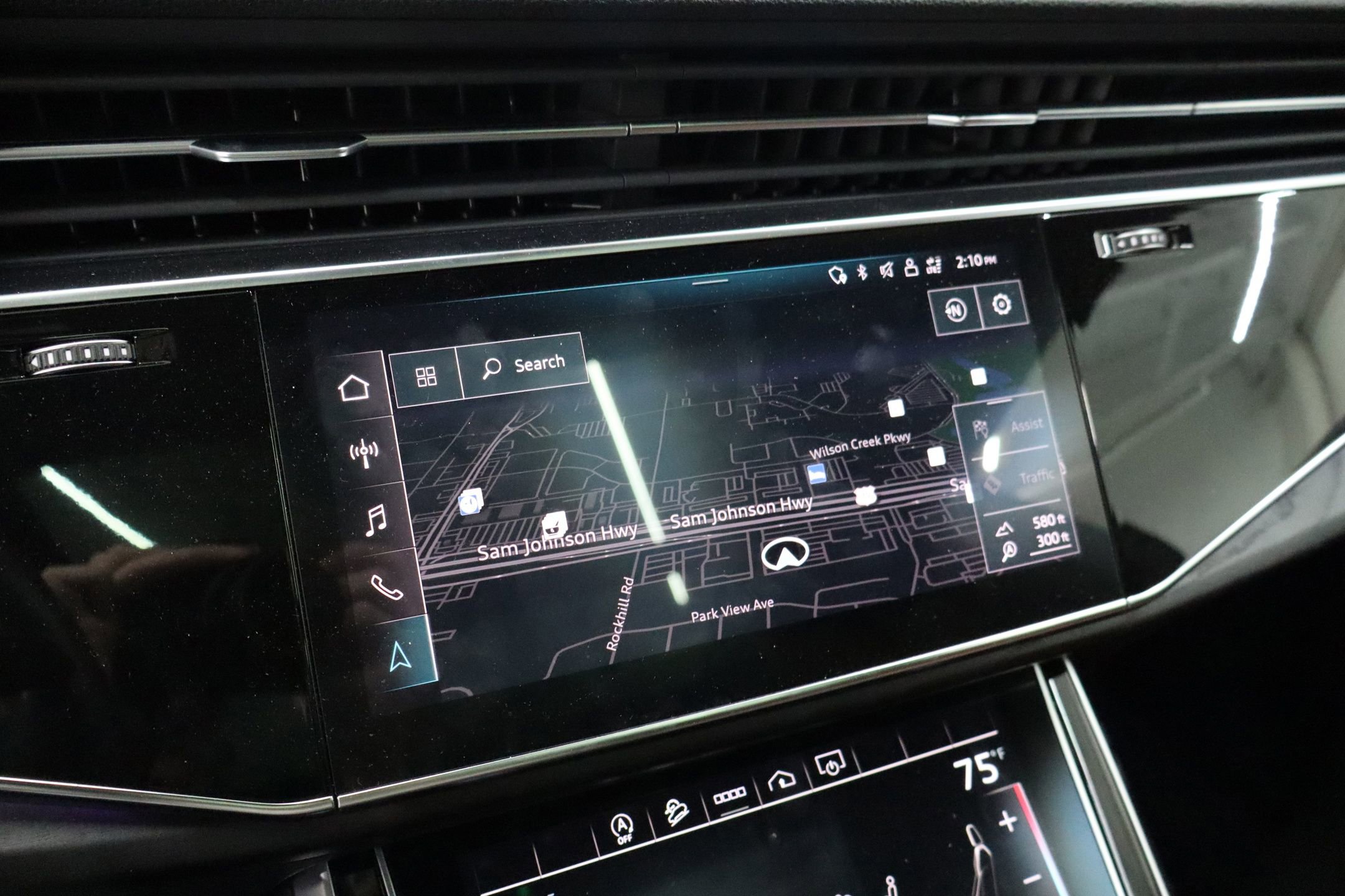 Used 2023 Audi Q8 Premium Plus w/ Premium Plus Package image 23