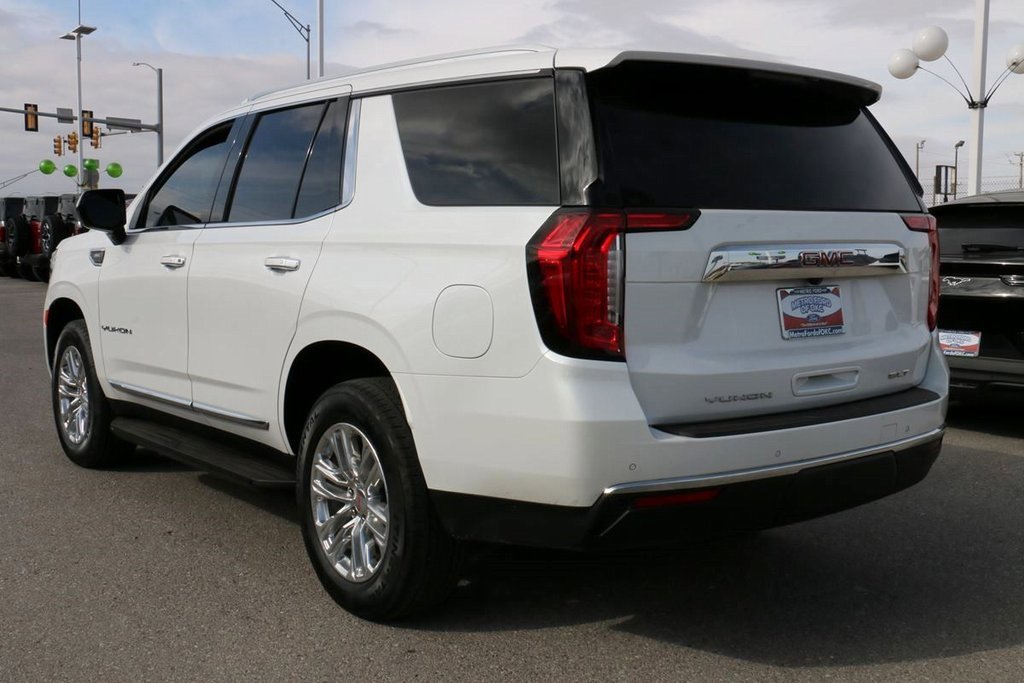 Used 2024 GMC Yukon SLT image 7