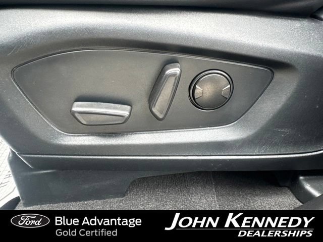 Certified 2023 Ford Explorer XLT w/ Equipment Group 202A AWD/4WD image 3