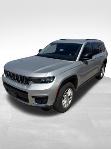 Used 2023 Jeep Grand Cherokee L Laredo RWD image 4
